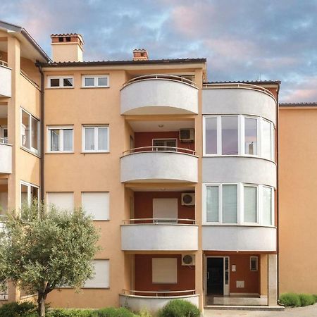 One-Bedroom Apartment In Pula Exterior foto